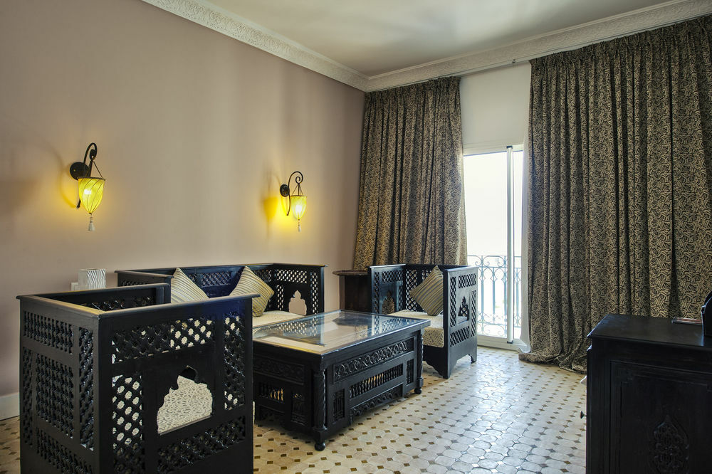 Palais Du Calife Riad Spa & Clubbing (Adults Only) Танжер Екстериор снимка
